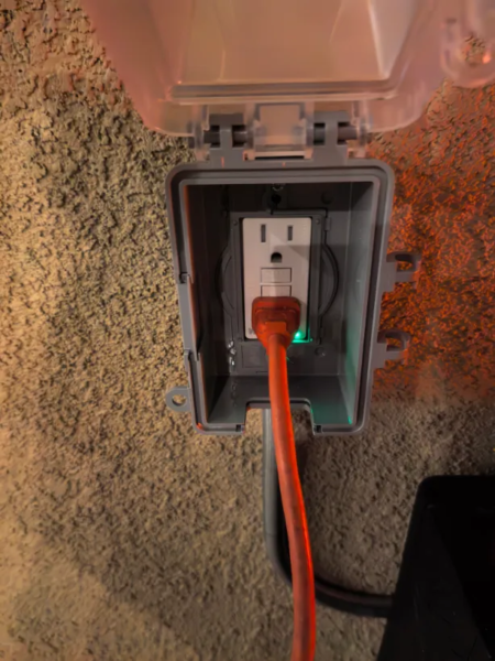 Are infrared saunas safe? This complete safety guide explains how infrared saunas work, common risks, EMF concerns, and safe usage tips. Learn how WizziSaunas designs infrared saunas with user safety, comfort, and reliability as top priorities.